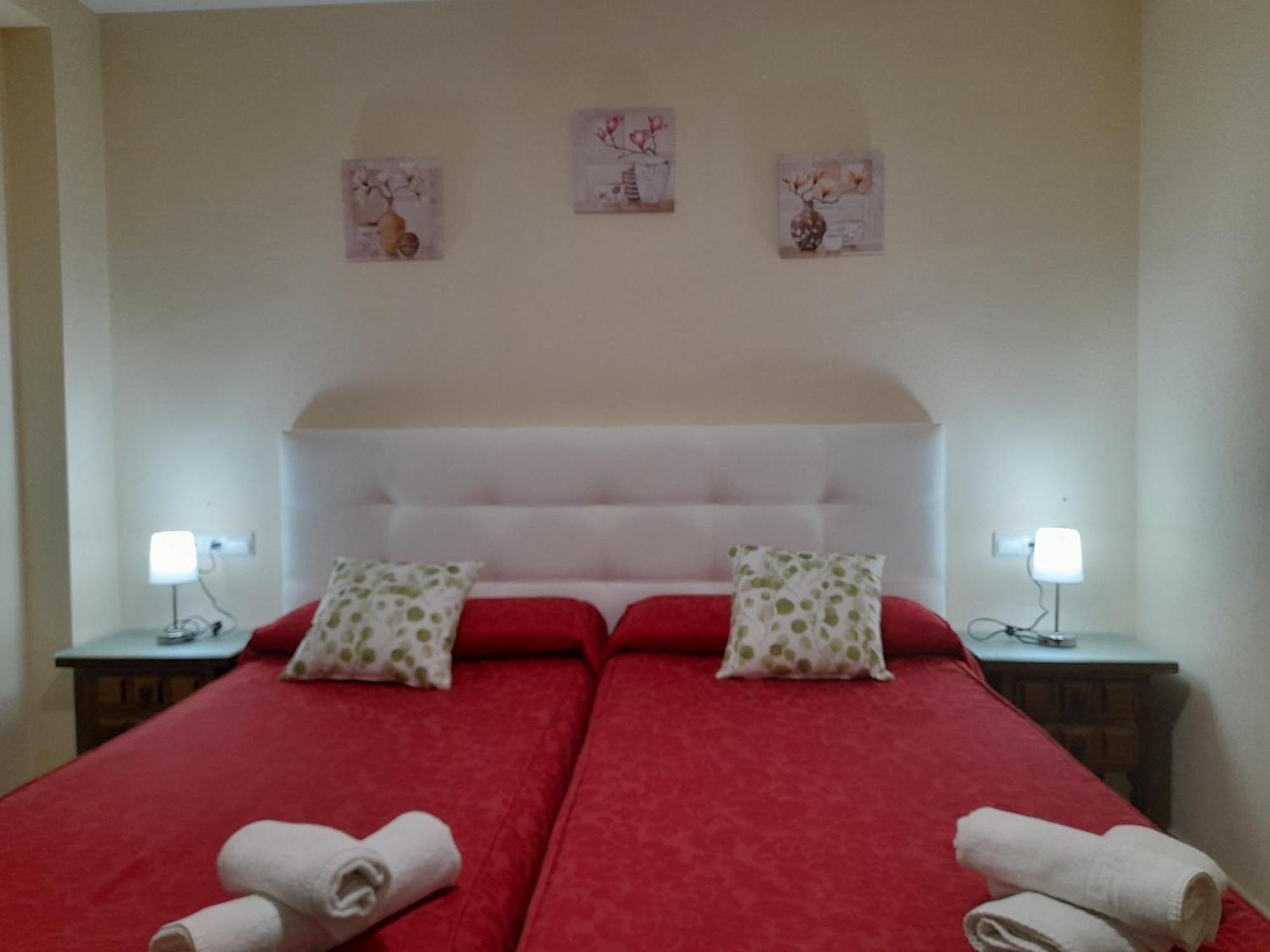 Hostal San Roque Guadalajara Exteriör bild