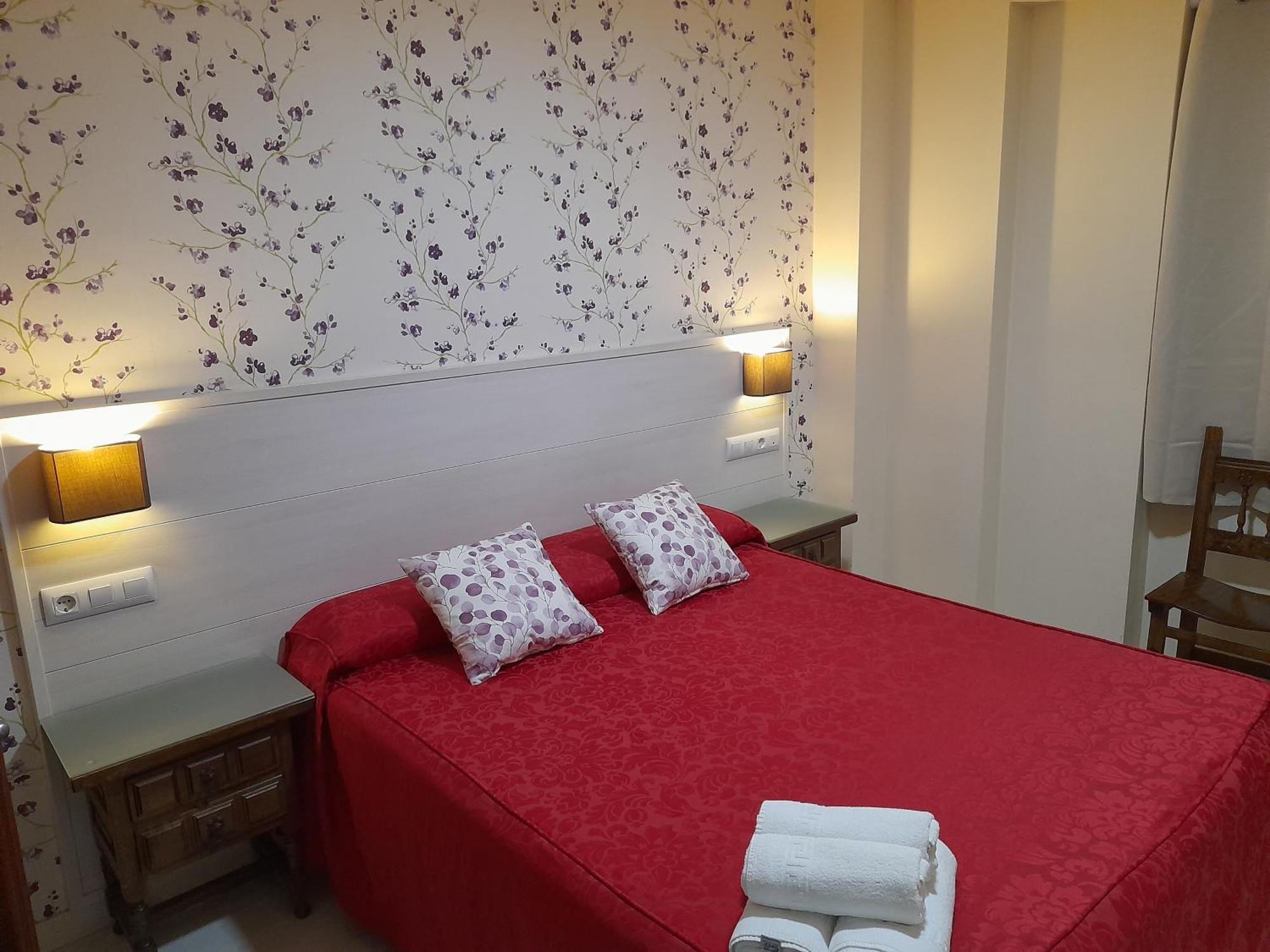 Hostal San Roque Guadalajara Exteriör bild