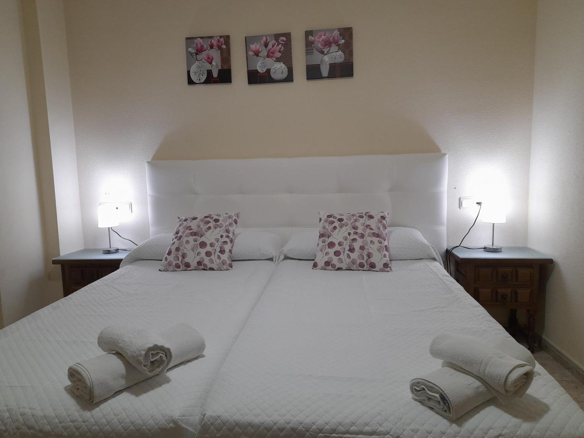 Hostal San Roque Guadalajara Exteriör bild